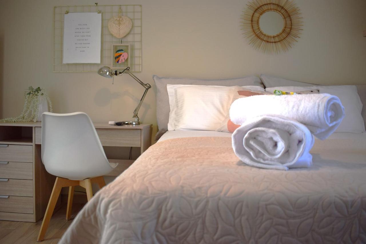 볼로스 Boho Oasis Central Penthouse 아파트 외부 사진