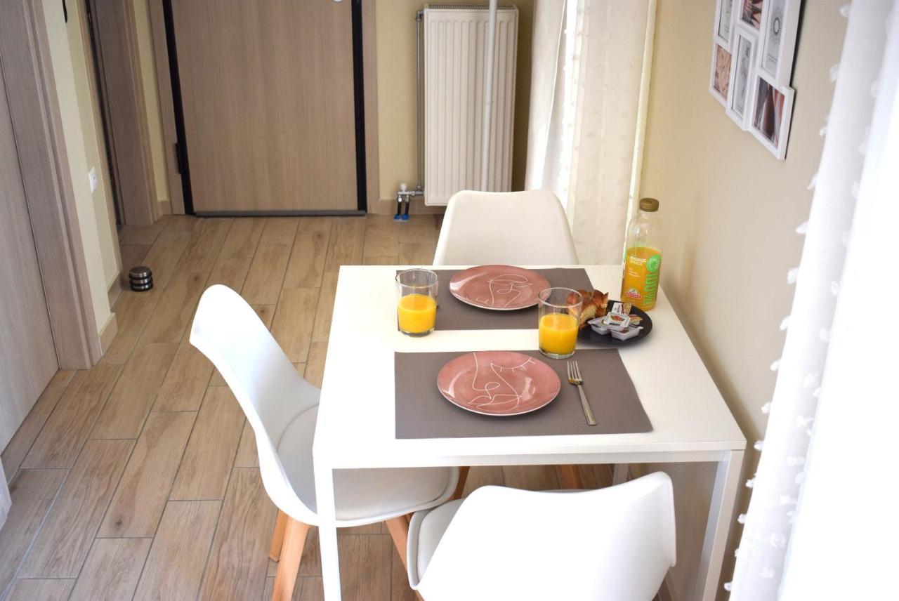 볼로스 Boho Oasis Central Penthouse 아파트 외부 사진